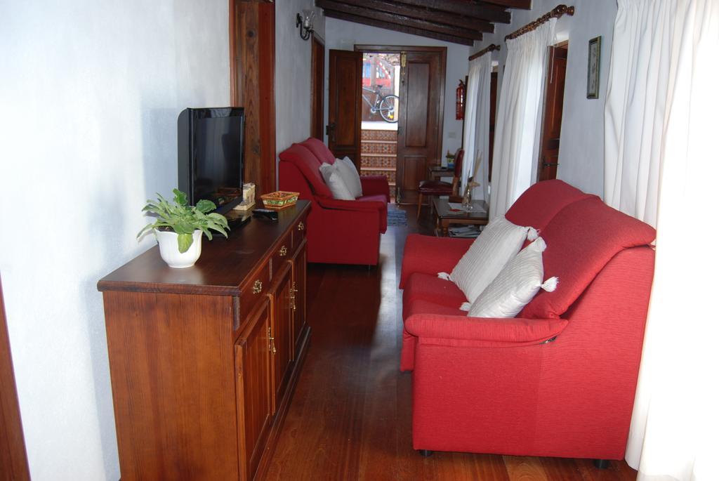 Holiday Home Dona Lola Valverde  Luaran gambar